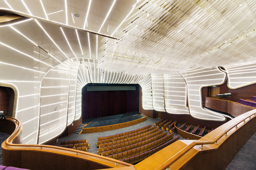 studio 505 phoenix valley theater designboom