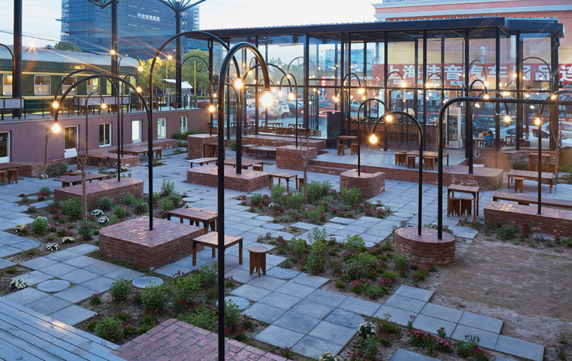 KUU train inn shanghai china designboom