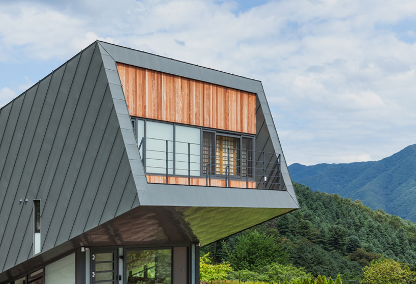 PRAUD leaning house chungpyong korea