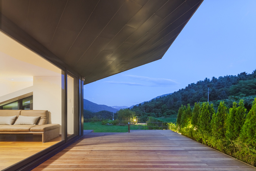 PRAUD leaning house chungpyong korea