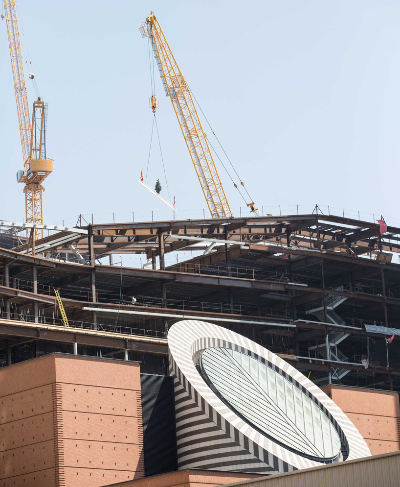 construction on snøhetta-designed SFMOMA expansion tops out