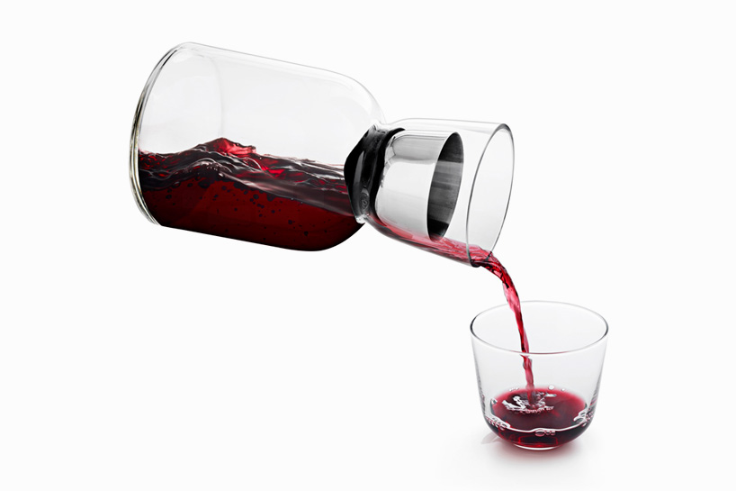 benjamin hubert enhances the taste of your wine with WW carafe