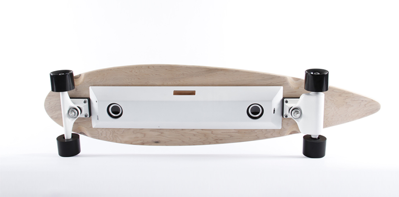 chargeboard-designboom02
