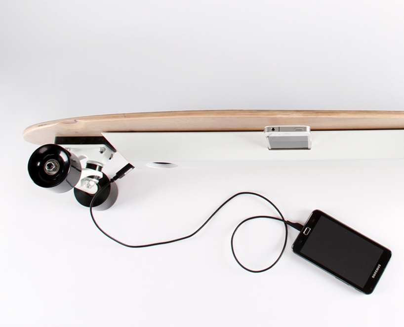chargeboard-designboom05