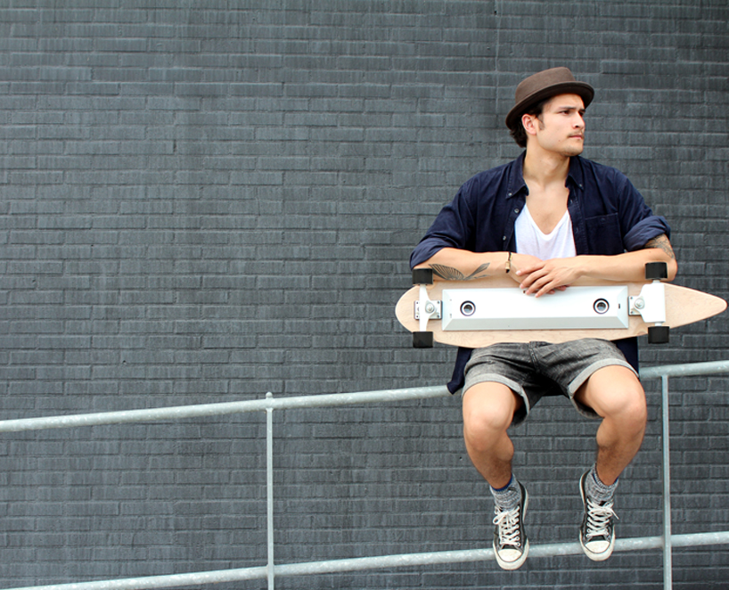 chargeboard-designboom06