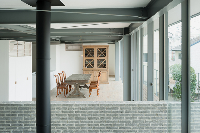 comma design office house in sakurashinmachi tokyo designboom