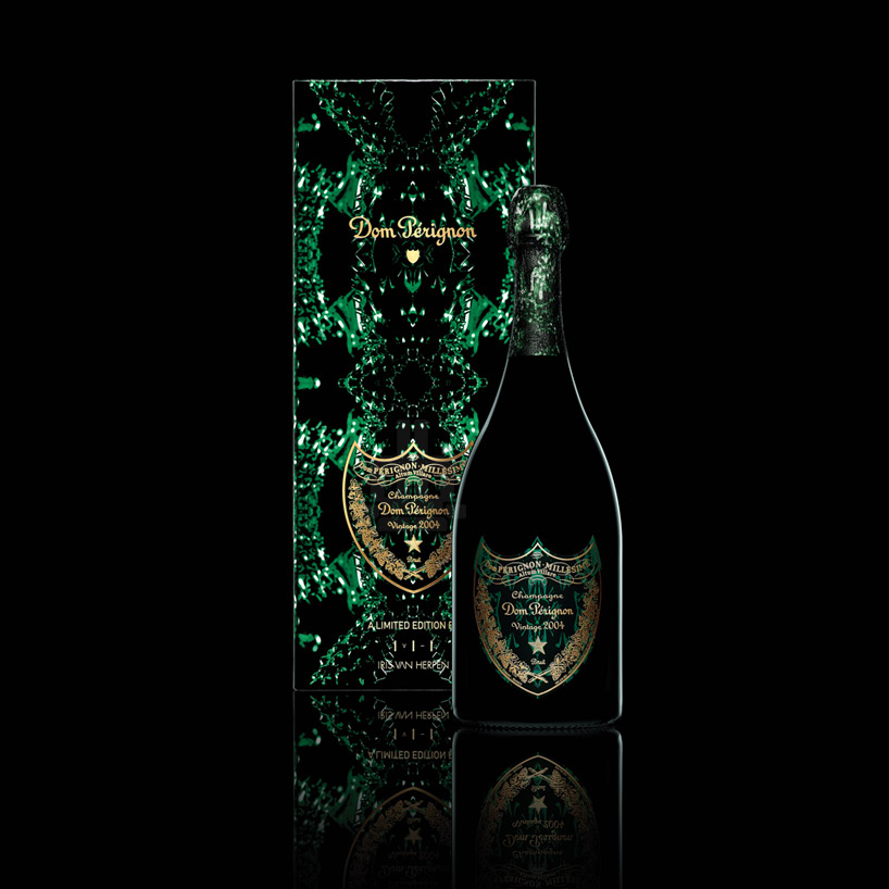 Dom Perignon - Champagne Vintage Limited Edition Iris Van Herpen 2004 0,75  lt. + Box - Enoteca Bevi Bene