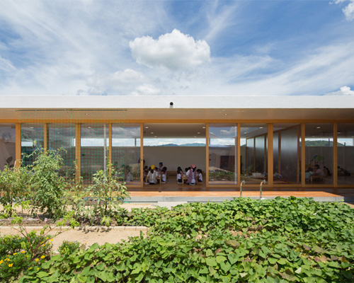 Fukae Yasuyuki Forms Aikominori Nursery School Around Communal Garden