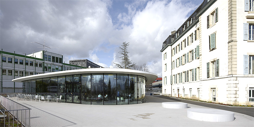 group8 icrc humanitarium france