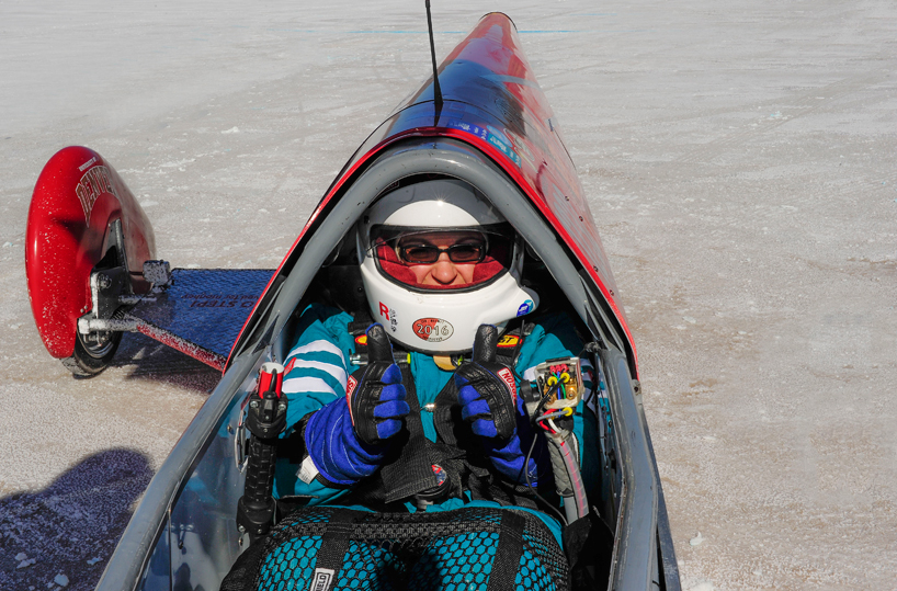 killajoule-electric-sidecar-designboom06