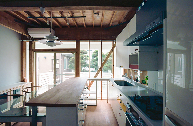 koji aoki architects house in chofu designboom