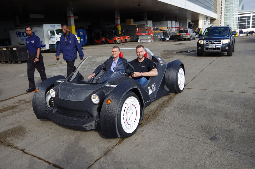 local-motors-3D-printed-car-designboom12