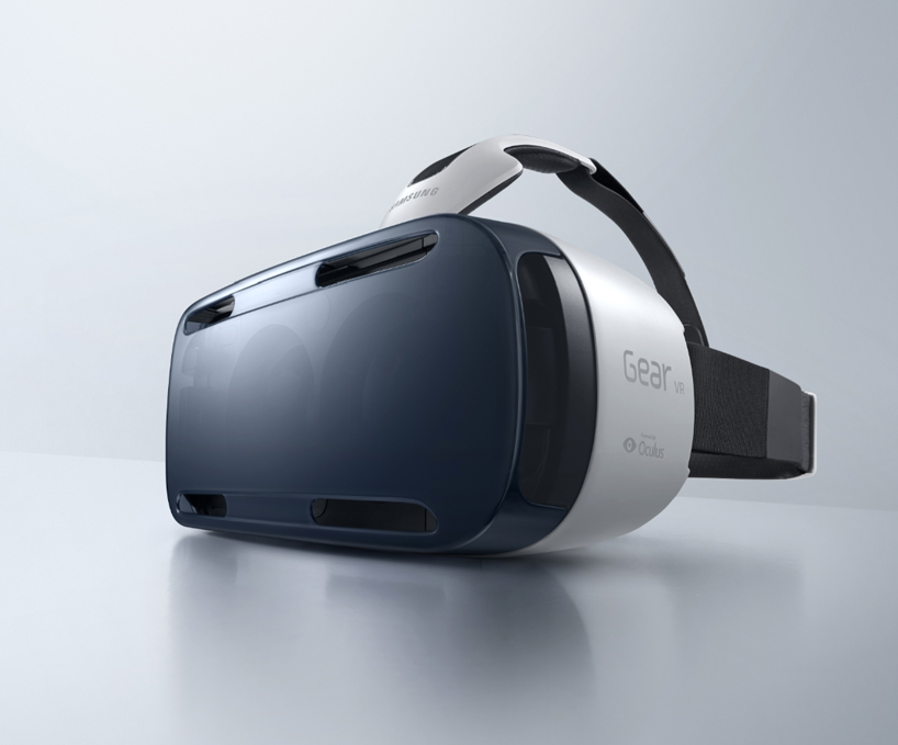 samsung gear VR offers an immersive mobile virtual reality experience