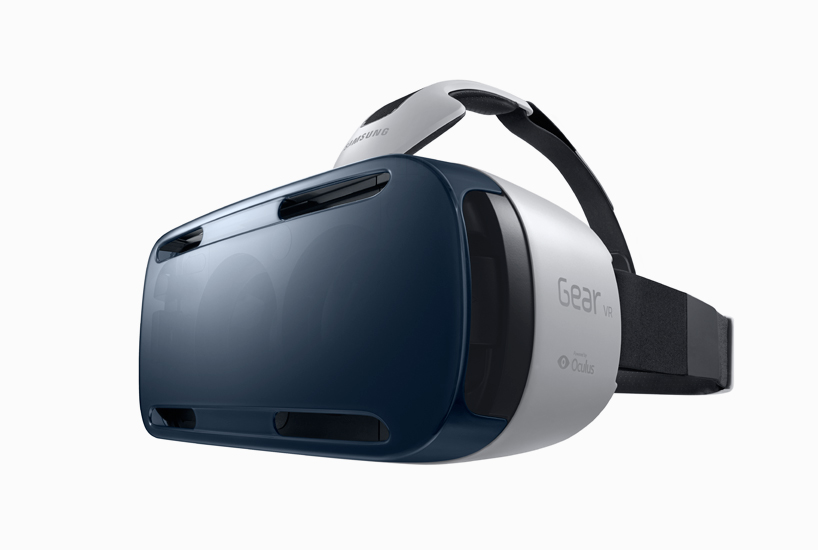 samsung gear VR offers an immersive mobile virtual reality experience