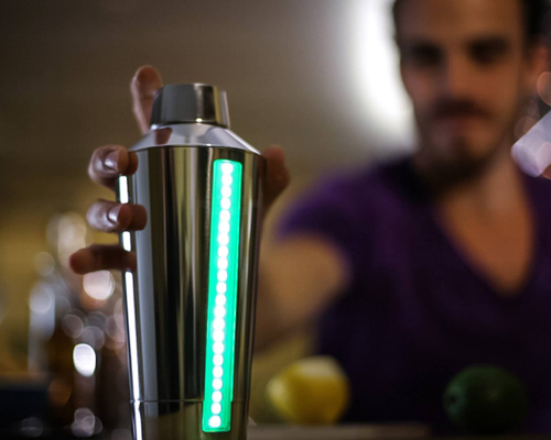 B4RM4N smart shaker and integrated app mixes perfect cocktails