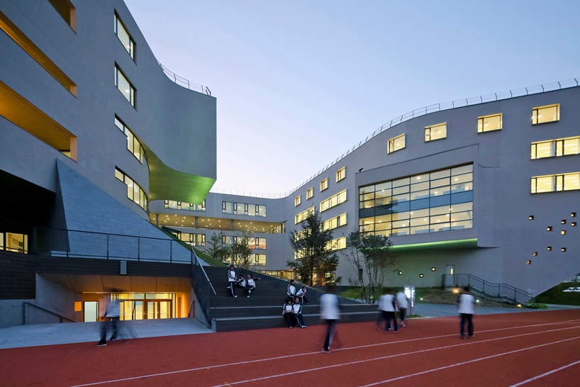 OPEN architecture creates garden-like fangshan high school in beijing