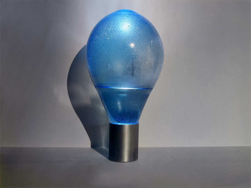 arturo erbsman atmos lamp biennale interieur designboom