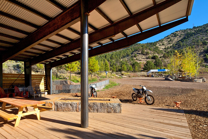 blackshackarchitects_motoshelter_db_08