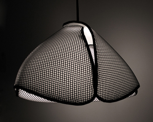 catherine stolarski experiments with 3D meshes for loop lamp