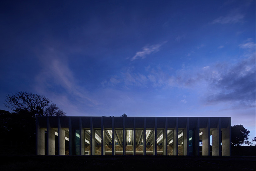 chrofi lune de sang shed australia designboom