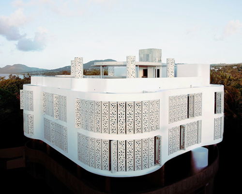 el blok hotel by fuster + architects features dynamic concrete façades
