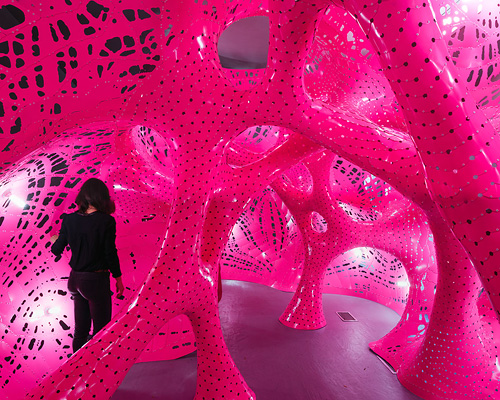 jana winderen + MARC FORNES / THEVERYMANY install situation room in NY