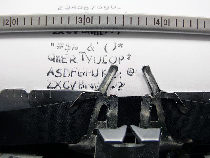 jesse england builds the comic sans typewriter 
