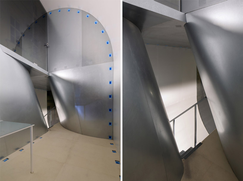 jiri prihoda forms glass dwelling to sit on the edge of a coast