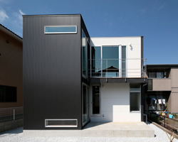 suburban house by masao yahagi contains nine different floor levels