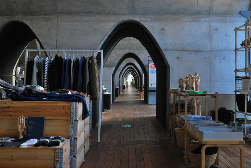 mikan maach ecute kanda manseibashi designboom