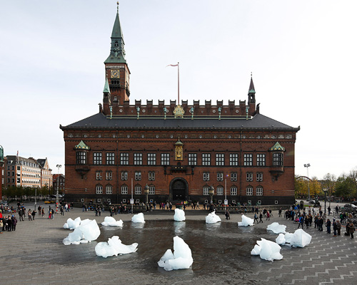olafur eliasson moves 100 tonnes of ice to copenhagen to visualize climate change