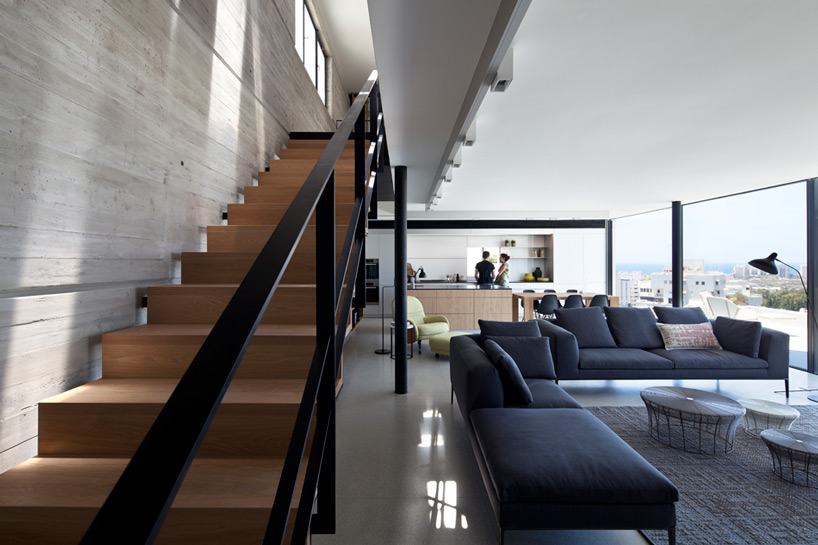 pitsou kedem architects y duplex penthouse designboom