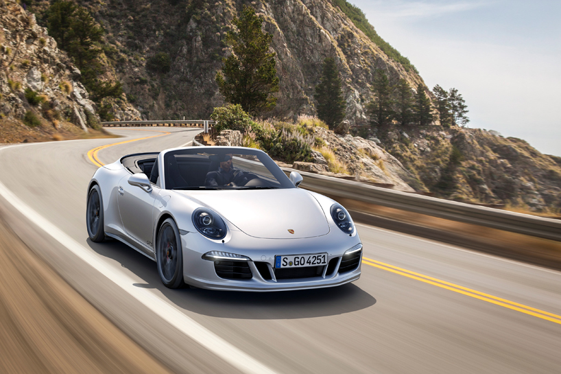 porsche-911-carrera-GTS-designboom03