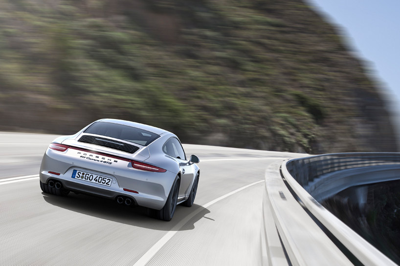 porsche-911-carrera-GTS-designboom04