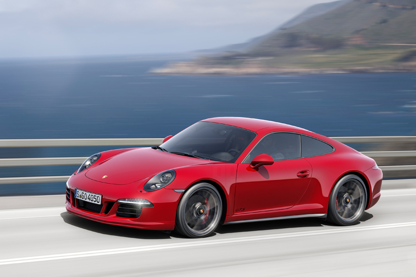 porsche-911-carrera-GTS-designboom05