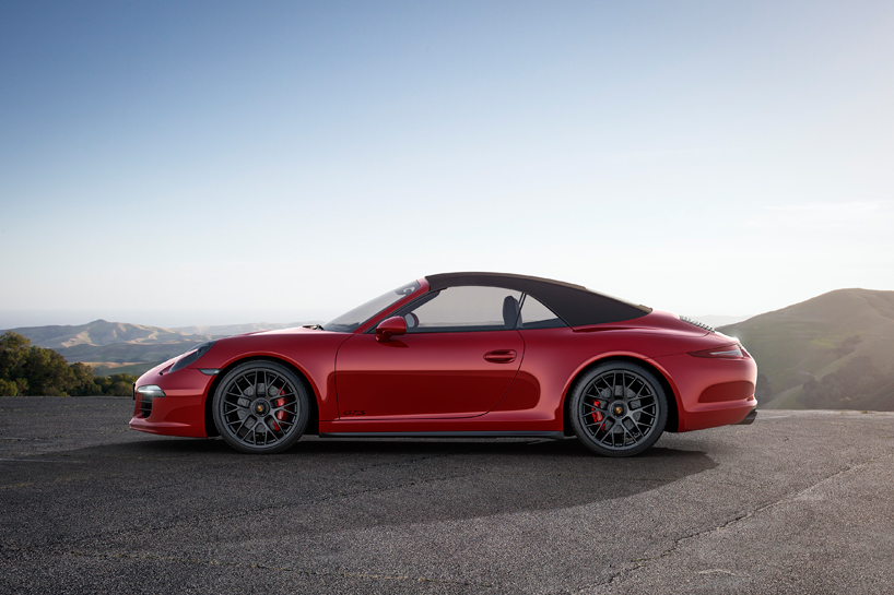 porsche-911-carrera-GTS-designboom06