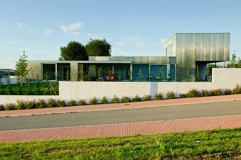 residence/study in mijares fernandez-abascal/muruzabal designboom