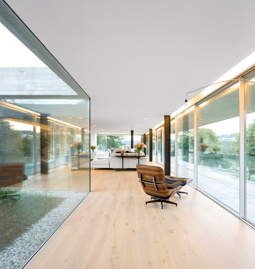 spaceworkers sambade house designboom