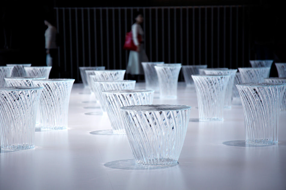 tokujin yoshioka presents sparkle lounge at tokyo midtown design touch