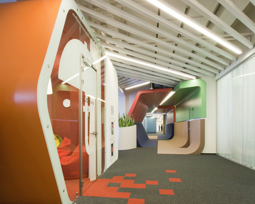 za bor architects inserts colorful additions to yandex office