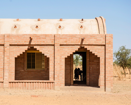 barrel-vaulted primary school in mali by LEVS architecten