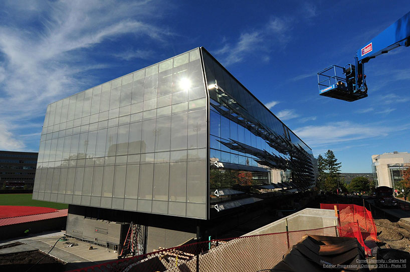 billmelindagateshall_morphosis_db_12