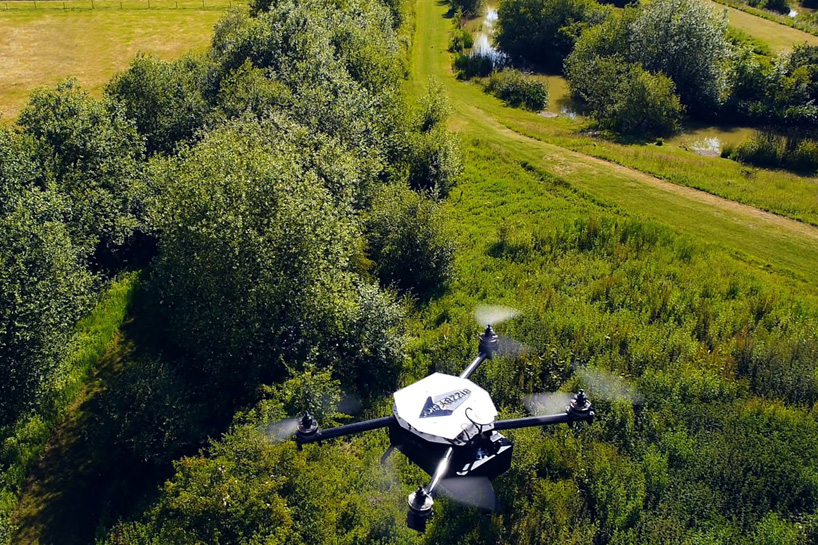 bizzby-sky-drone-designboom01