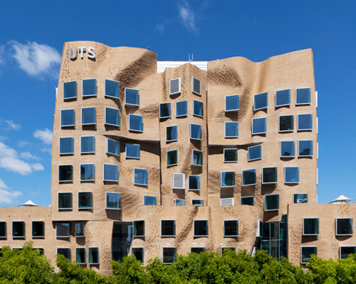 frank gehry contorts brick façades on UT sydney business school