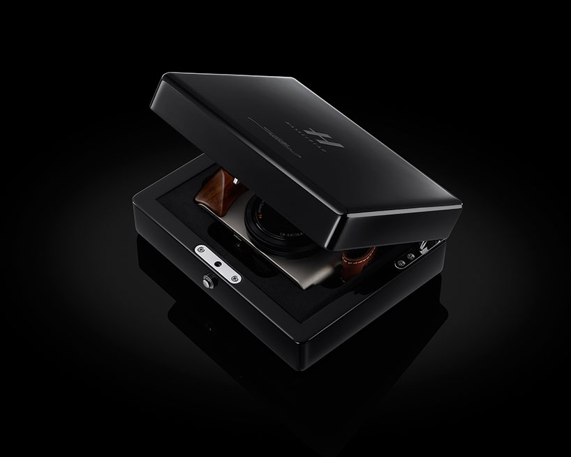 hasselblad expands compact luxury camera line with the stellar II