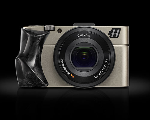 hasselblad expands compact luxury camera line with Wi-Fi and NFC-enabled stellar II