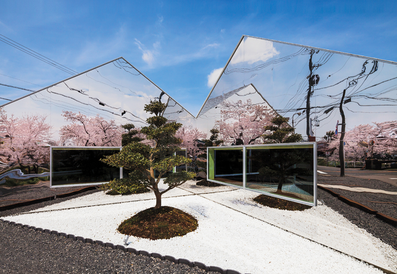 bandesign clads roadside café with reflective mirrored surfaces