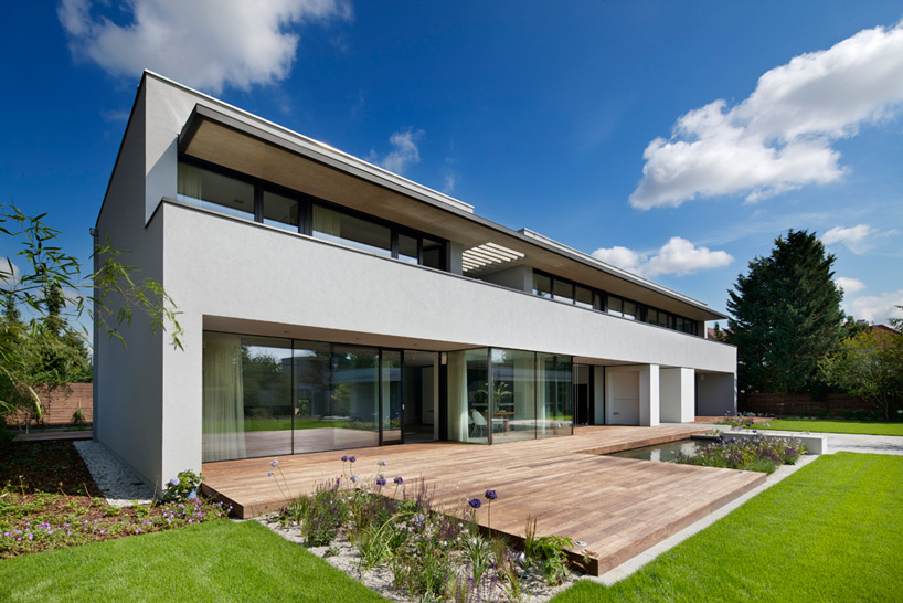 jestico + whiles smart villa prague designboom