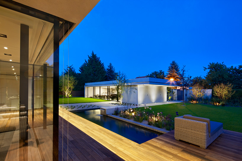 jestico + whiles smart villa prague designboom