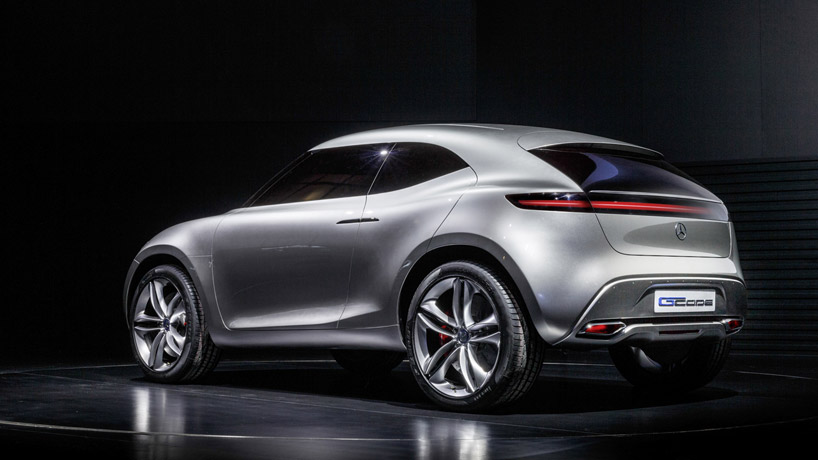 mercedes-benz G-Code vision concept 'multi-voltaic' paint turns into a solar panel  